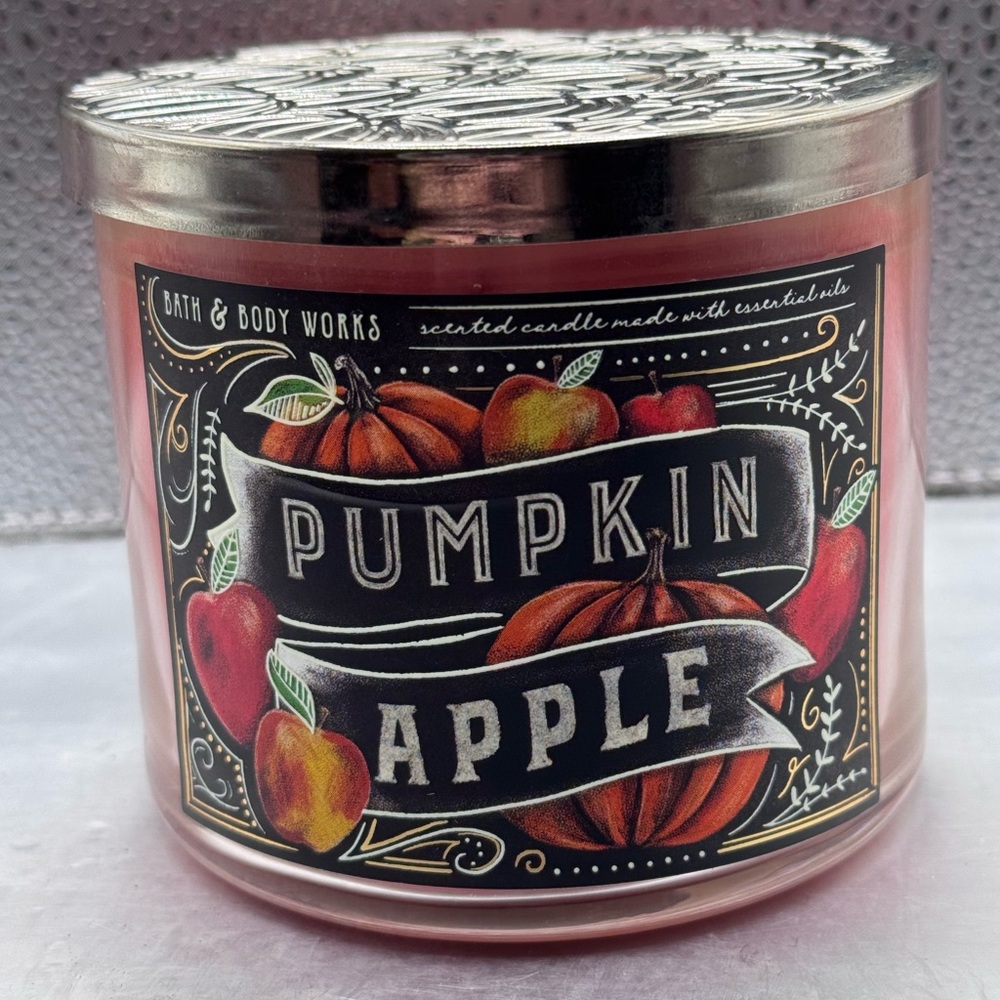 Bath & Body Works Pumpkin Apple 3 Wick Candle